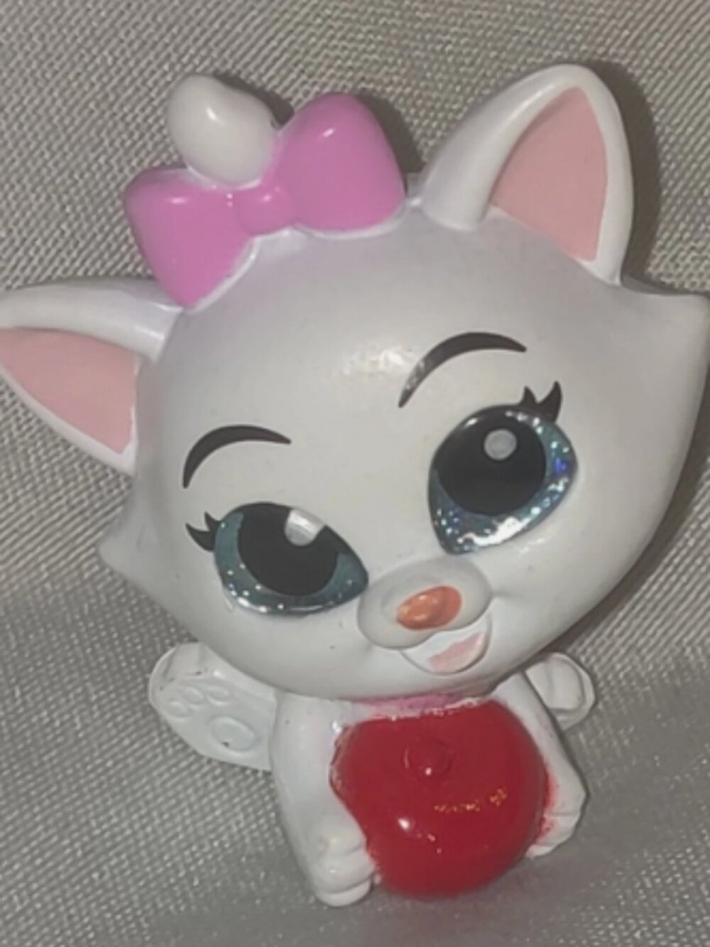 Disney Doorables Aristocats- Marie Miniature Figure (See Pics!)